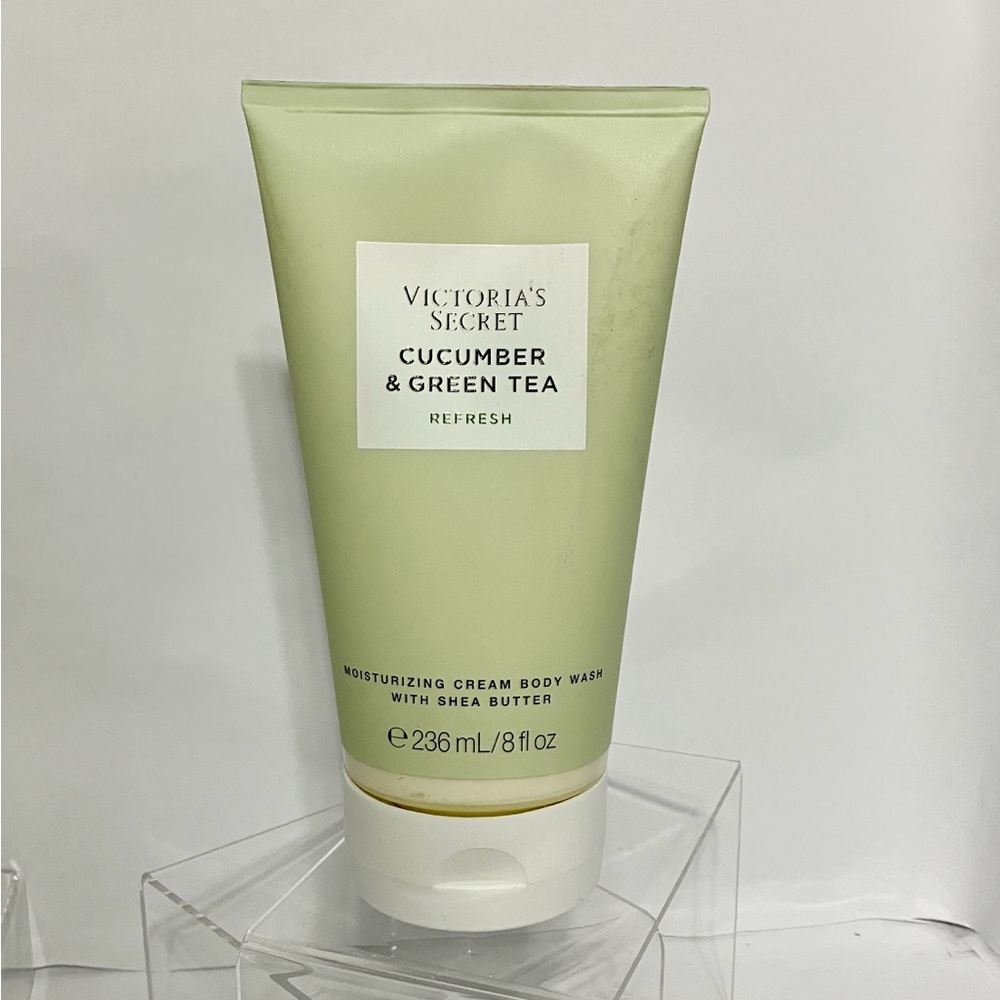 Victoria's Secret Refreshing Cucumber & Green Tea Body Wash
